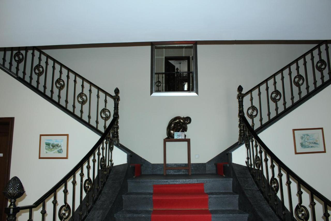 Bella Italia Populo Guest House Понта Делгада Екстериор снимка