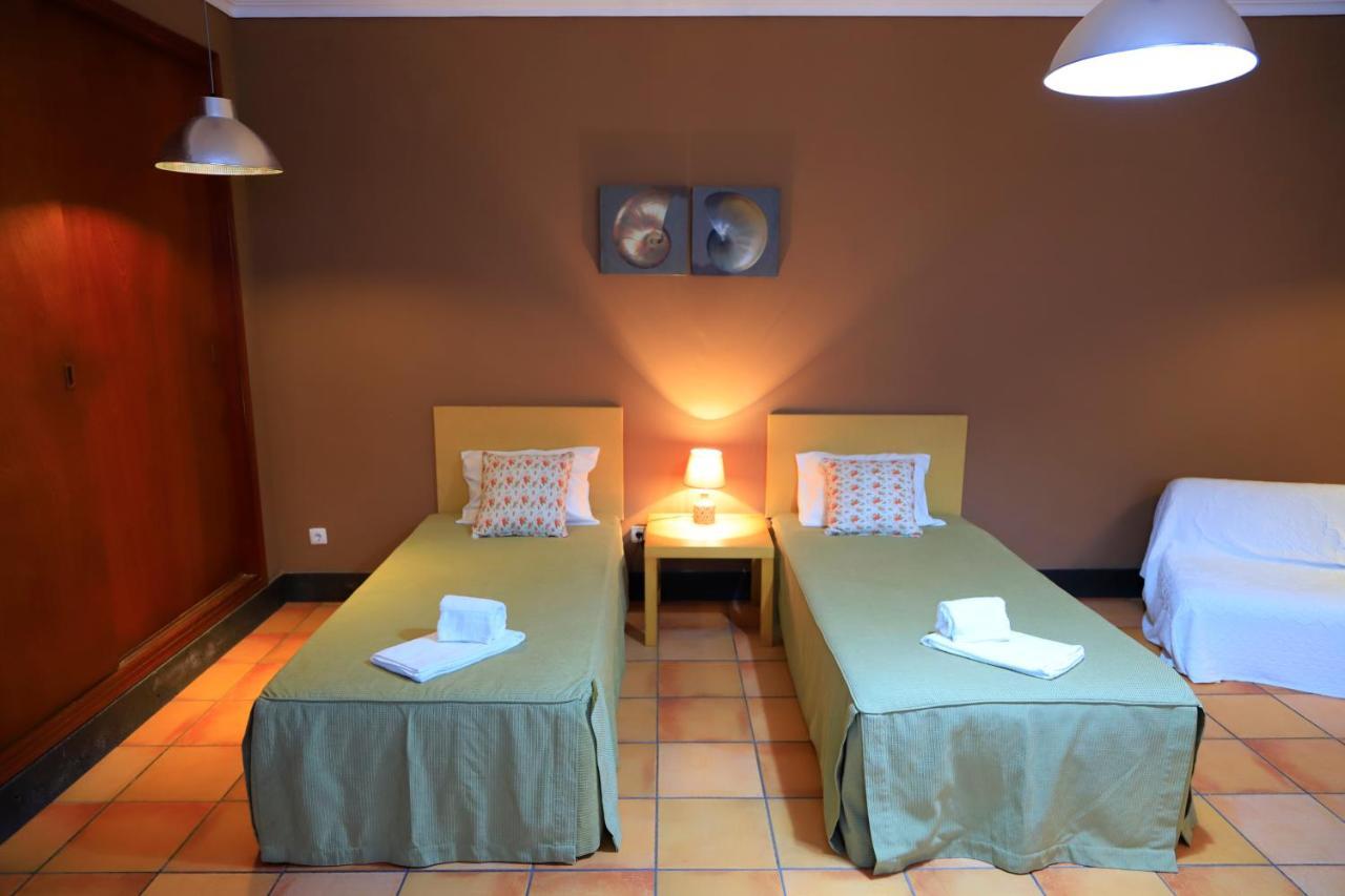 Bella Italia Populo Guest House Понта Делгада Екстериор снимка