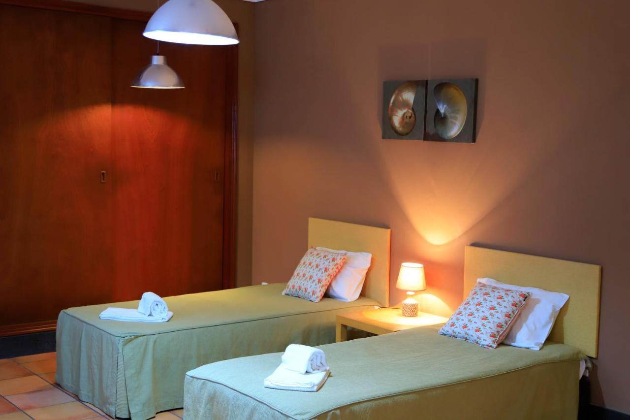 Bella Italia Populo Guest House Понта Делгада Екстериор снимка