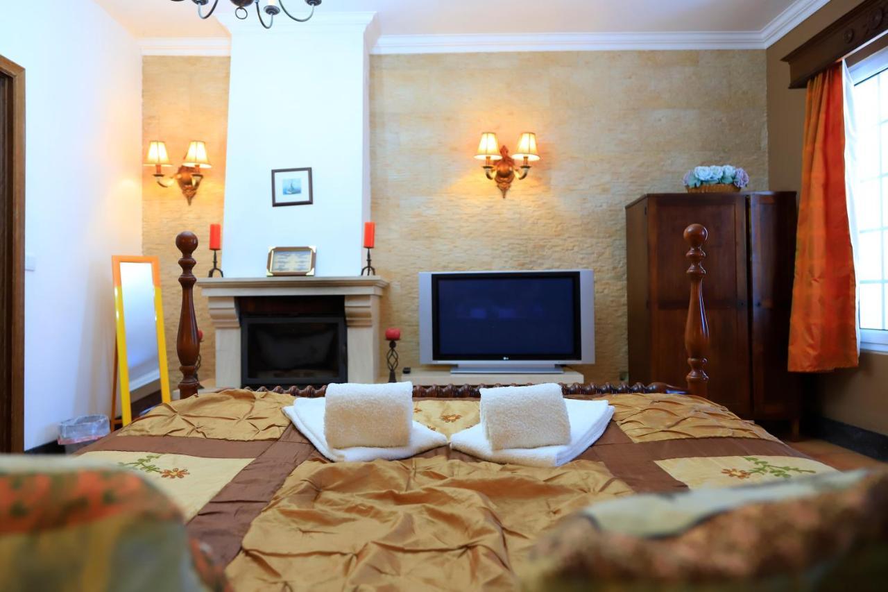 Bella Italia Populo Guest House Понта Делгада Екстериор снимка