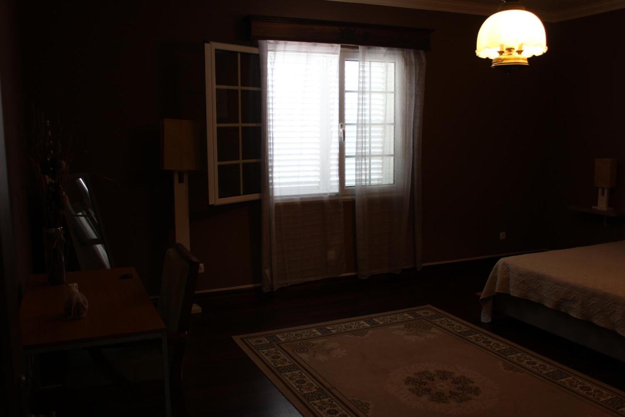 Bella Italia Populo Guest House Понта Делгада Екстериор снимка